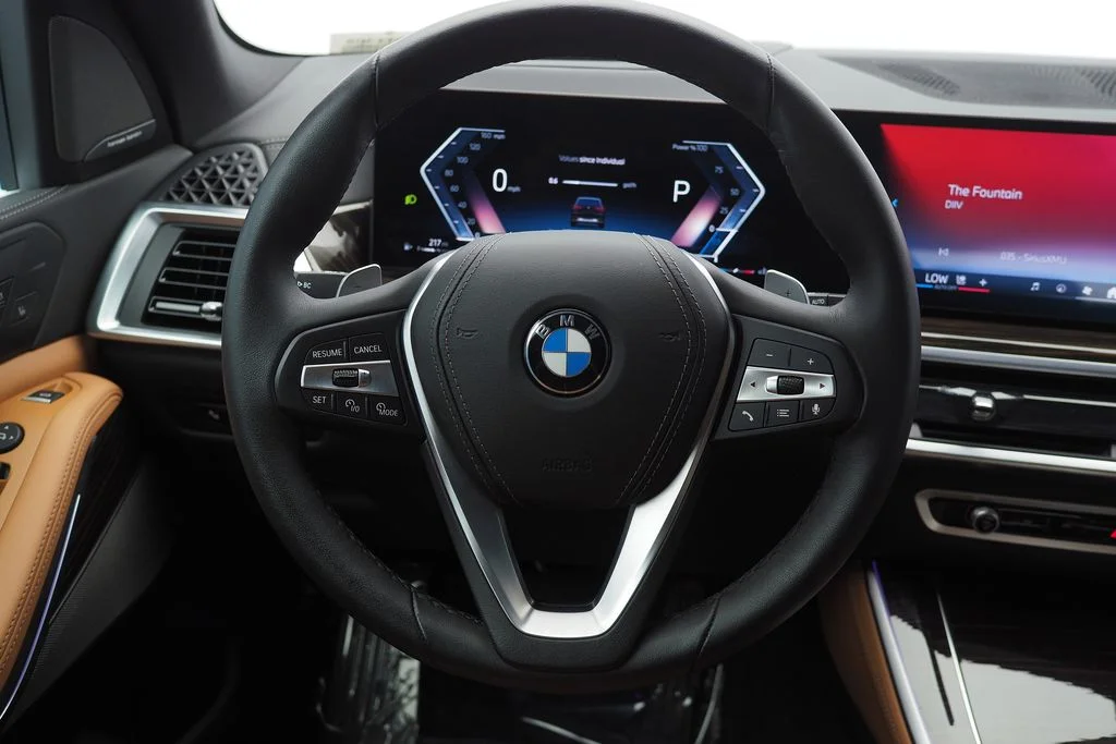 Certified Used 2026 Black Sapphire Metallic BMW xDrive40i image 12