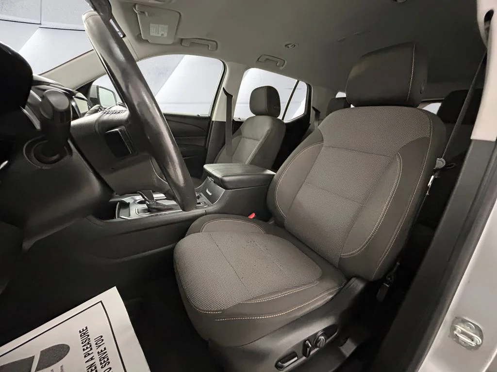 Used 2020 Silver Chevrolet LT image 8