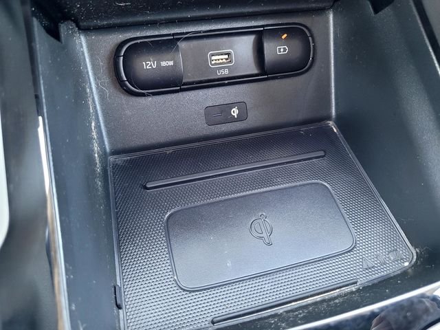 Used 2022 White Kia SX image 20