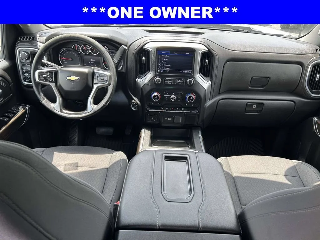 Used 2022 Silver Ice Metallic Chevrolet LT image 13