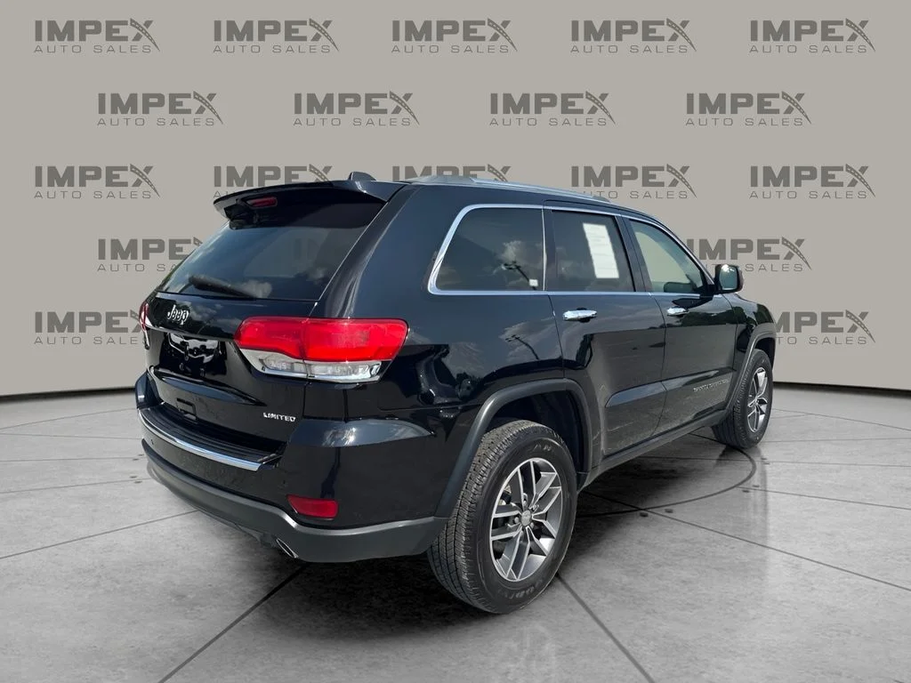 Used 2018 Black Jeep Limited image 3