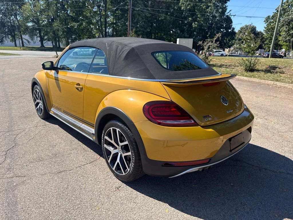 Used 2017  Volkswagen 1.8T Dune image 3