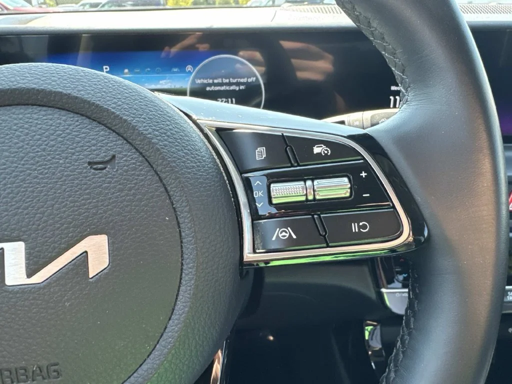 Used 2024 Blue Kia EX image 18