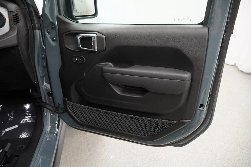 2026 Jeep Wrangler 2-Door Willys - Photo 30
