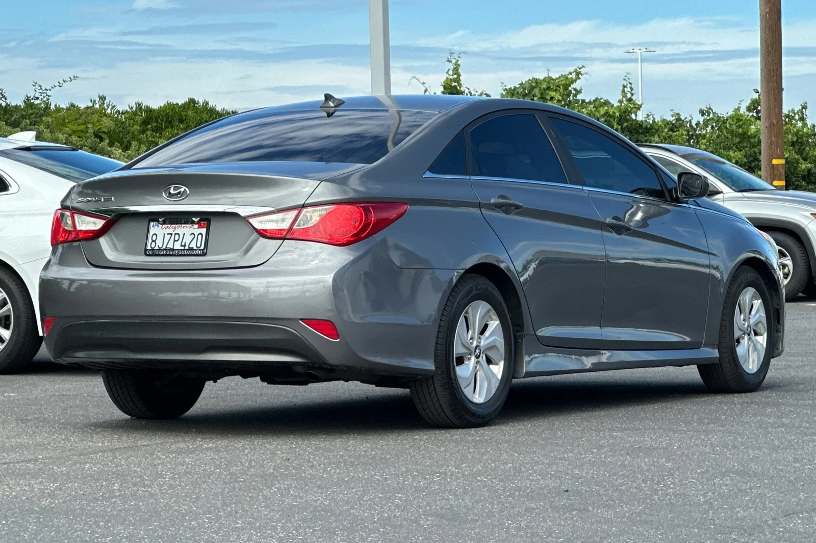 Used 2014 Harbor Gray Metallic Hyundai GLS image 4