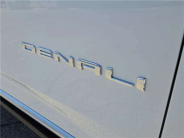 New 2027 Glacier White Tricoat GMC Denali image 9