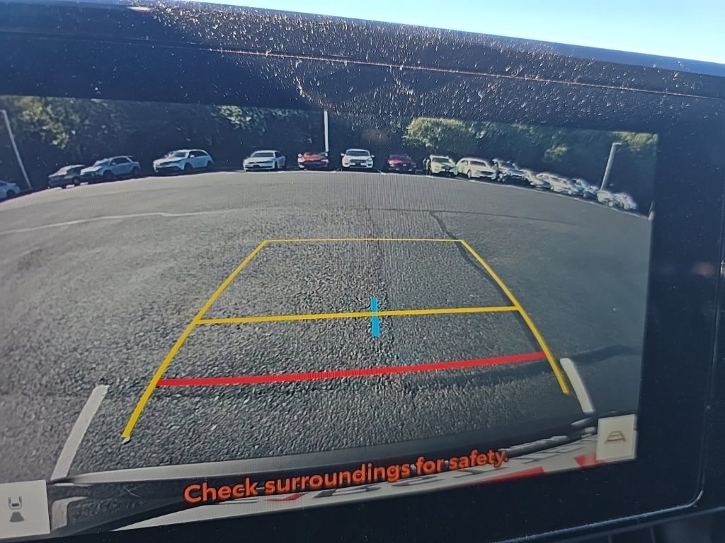 Used 2025  Toyota XLE image 18