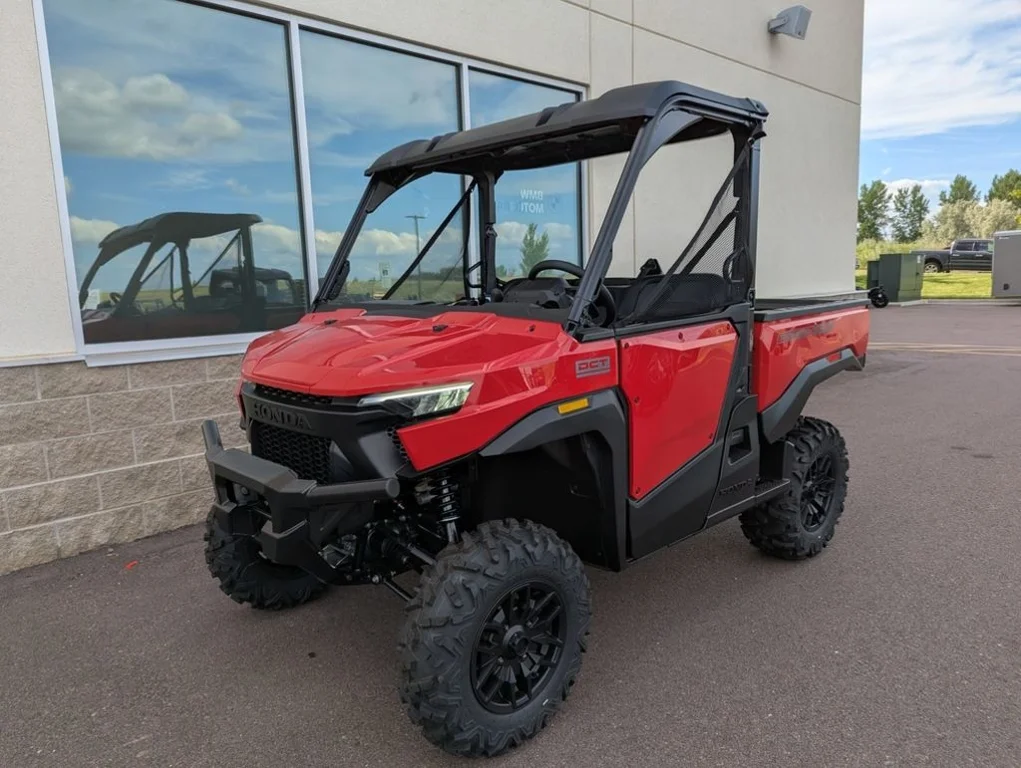 New 2026 RED Honda Powersports Deluxe image 4