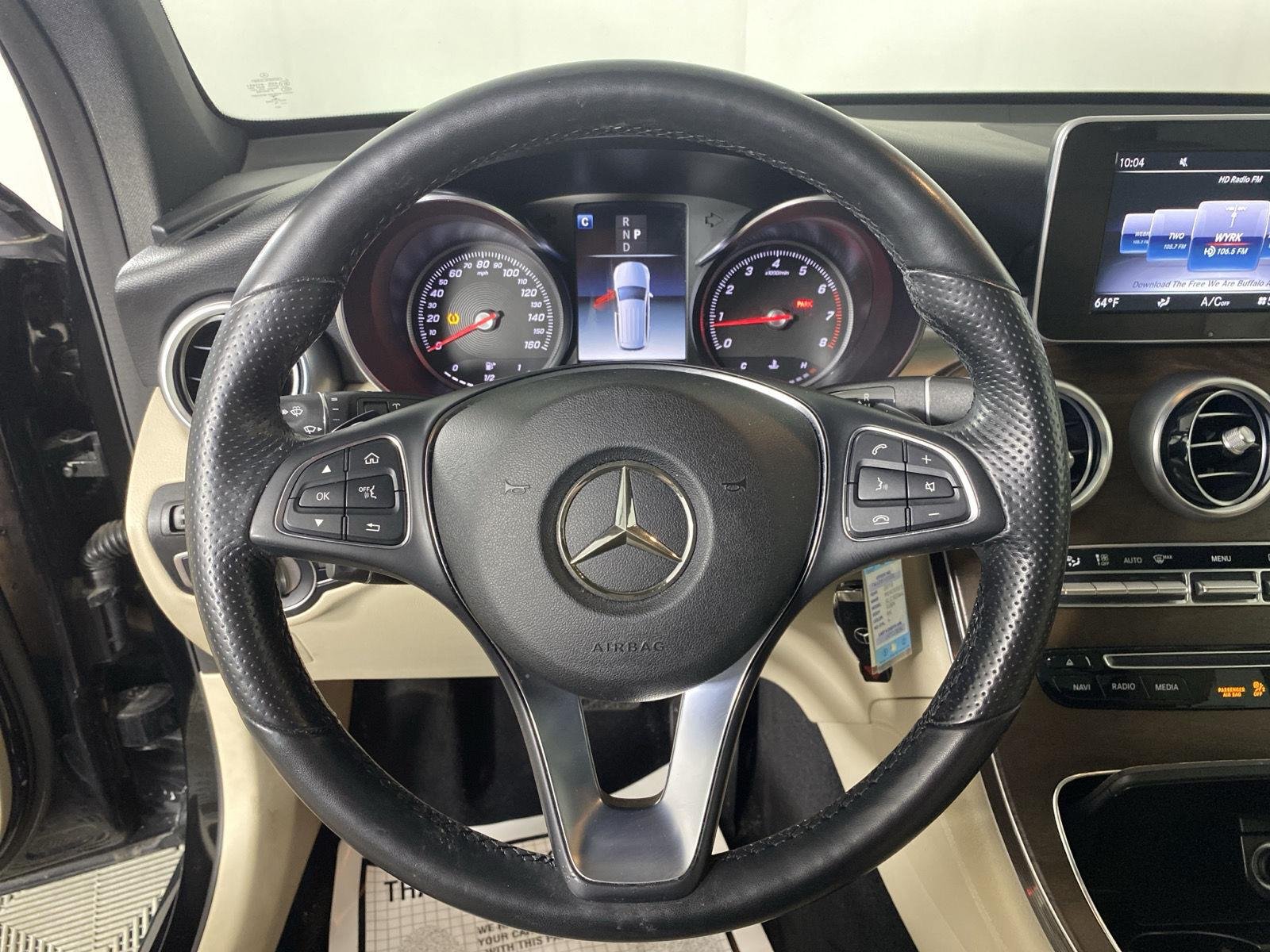 Used 2018 Obsidian Black Metallic Mercedes-Benz GLC 300 image 19
