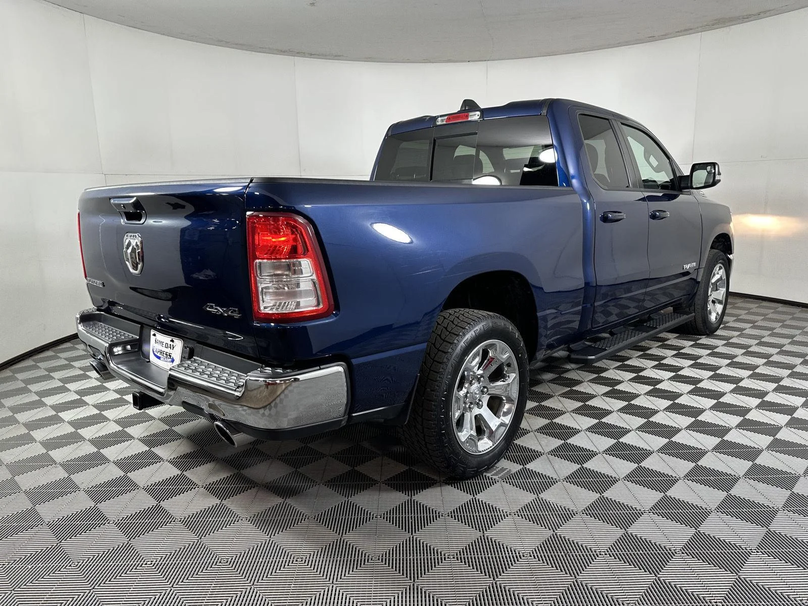 Used 2022 Patriot Blue Pearlcoat Ram Big Horn image 19