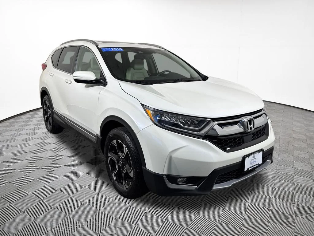 Certified Used 2018 White Honda Touring image 4