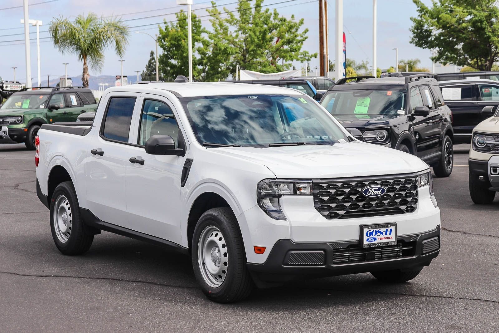 New 2026 Oxford White Ford XL image 3