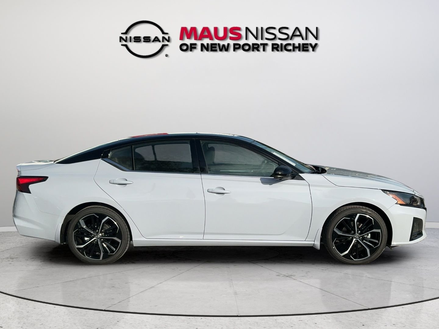 New 2026 Gray Nissan 2.5 SR image 13