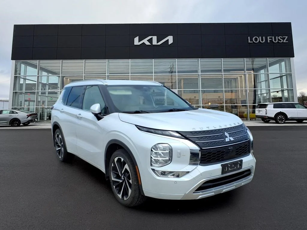 Fuel Efficient Pre-Owned Vehicles | Lou Fusz Nissan Moline