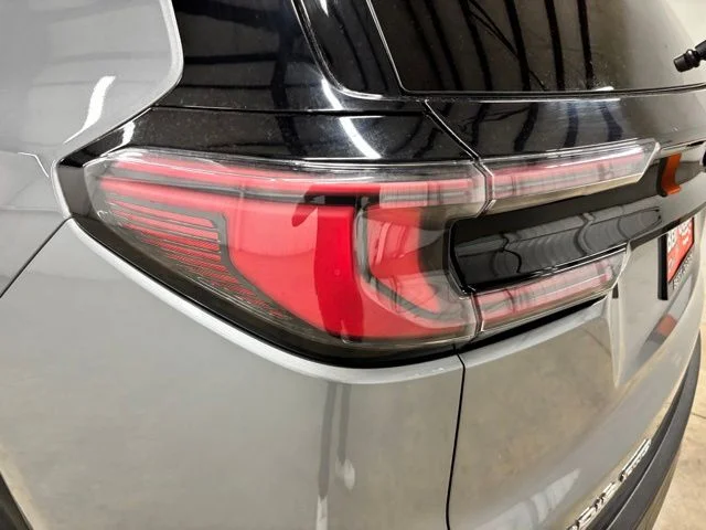 Used 2025 Silver GMC AT4 image 5