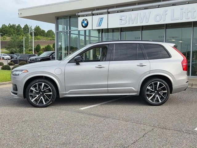 Used 2023 Silver Volvo Ultimate image 2