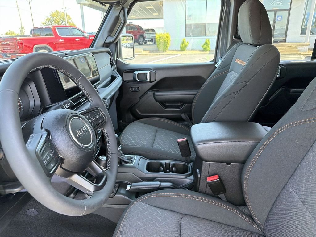 2025 Jeep Gladiator Mojave - Photo 11