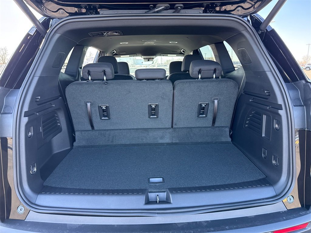 2026 GMC ACADIA - Image 32