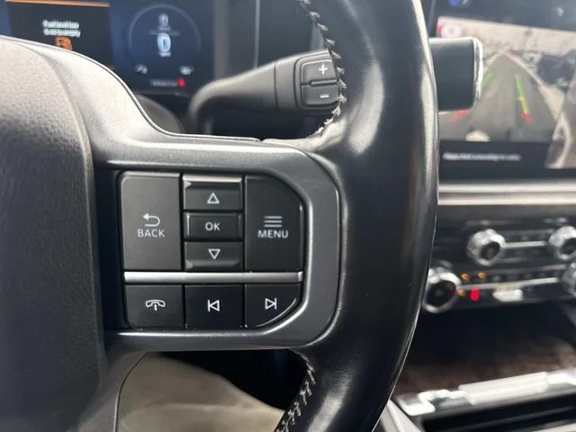 Used 2023 White Ford Lariat image 34