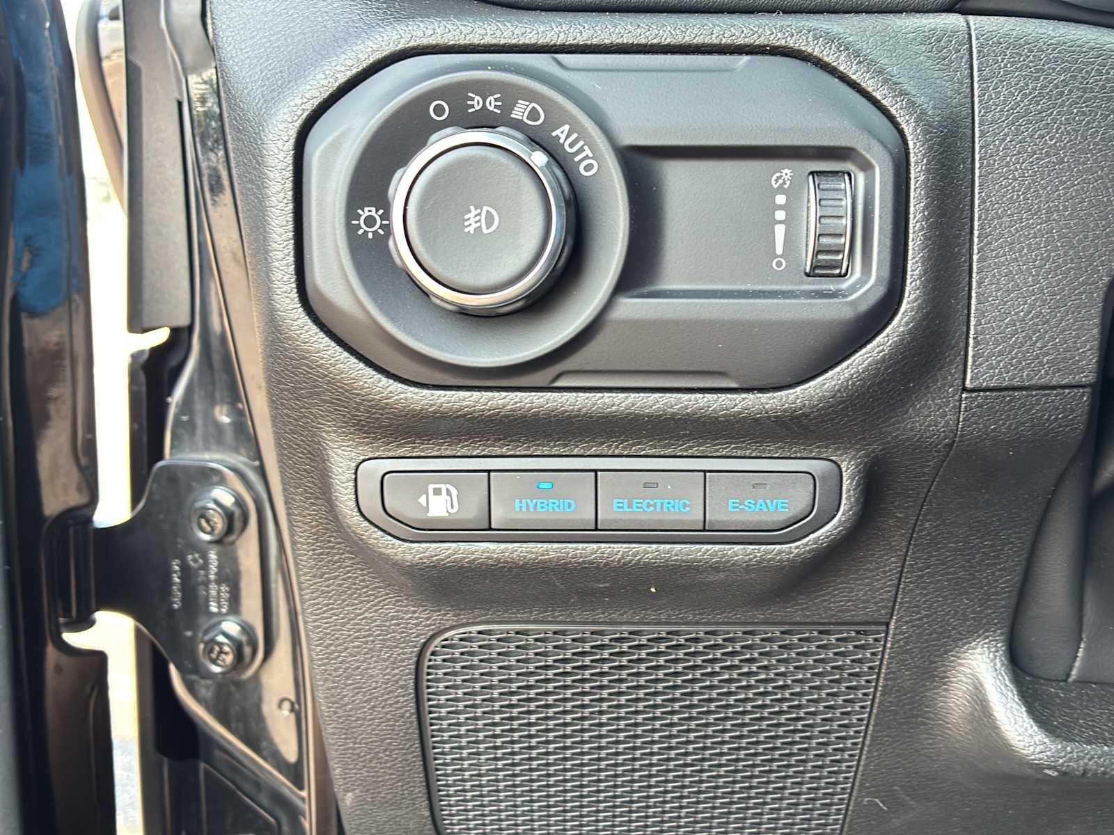 2023 Jeep Wrangler 4xe Sahara 4XE - Photo 10