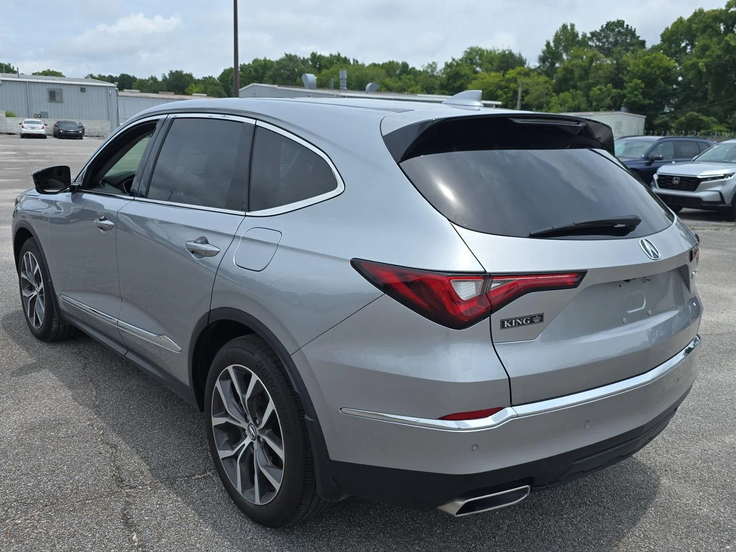 Used 2023 Lunar Silver Metallic Acura w/Tech image 8
