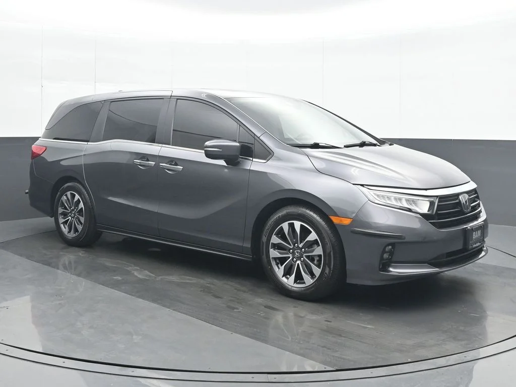 Used 2023  Honda EX-L image 9