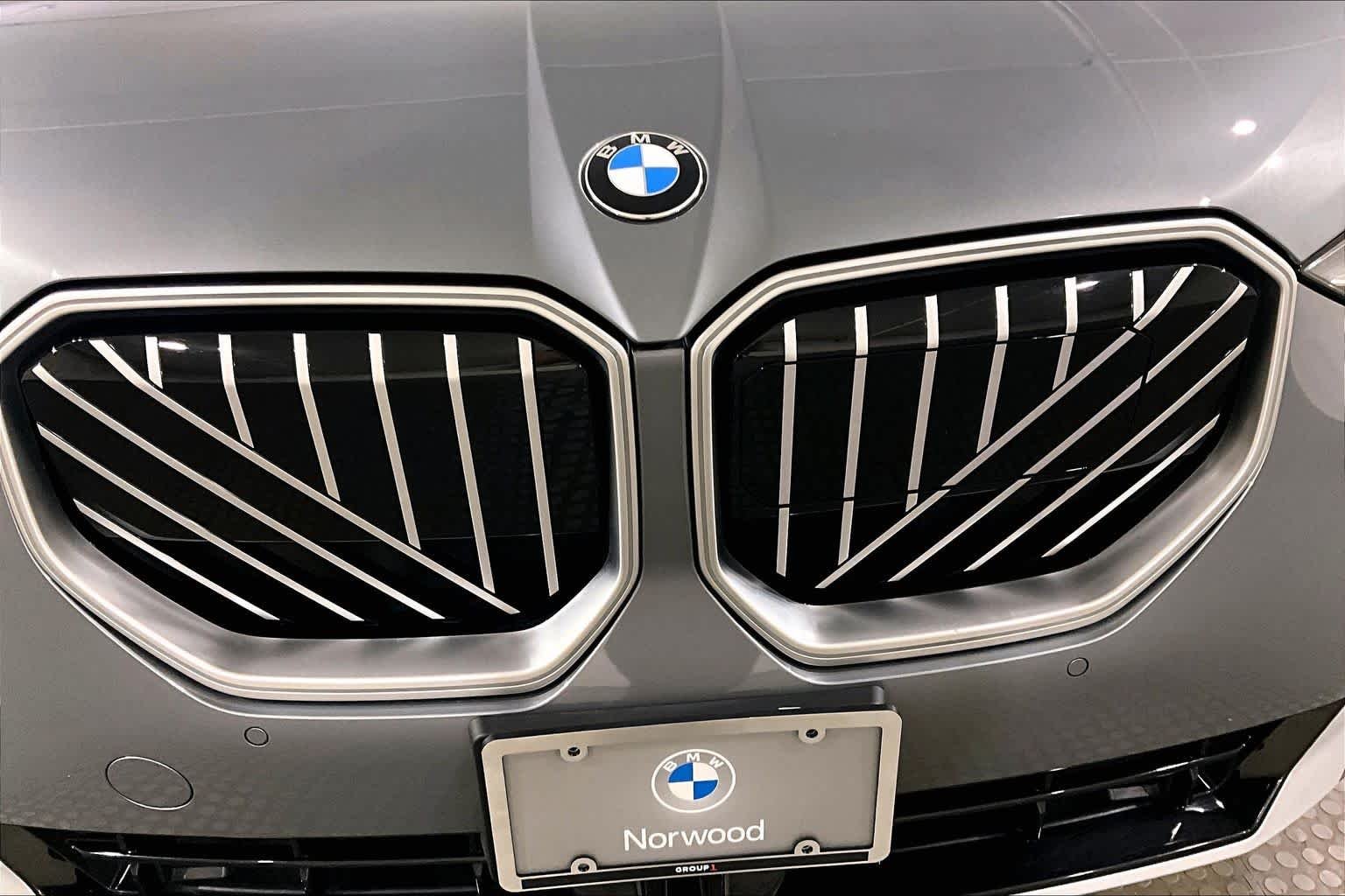 Used 2026 Skyscraper Grey Metallic BMW 30 xDrive image 30