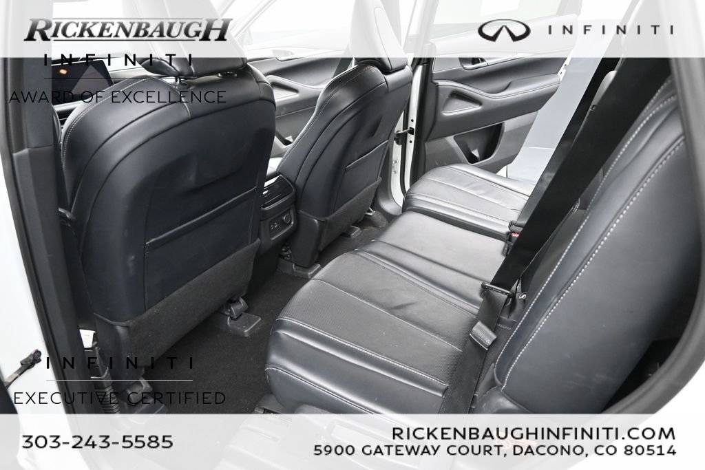 Certified Used 2023 White INFINITI LUXE image 12