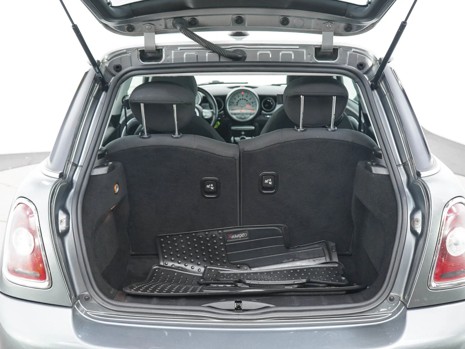 Used 2010 Dark Silver Metallic MINI Base image 14