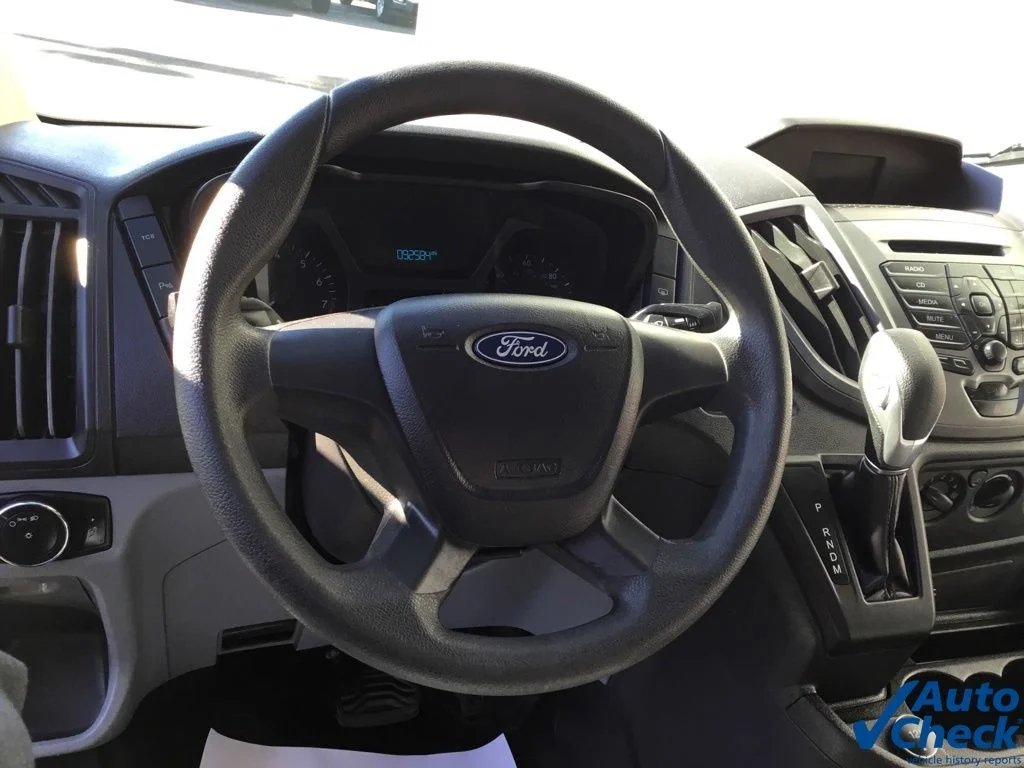 Used 2019 Gray Ford XL image 33