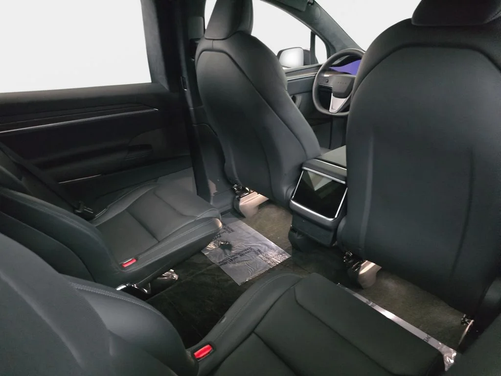 Used 2025 Stealth Gray Tesla Base image 13
