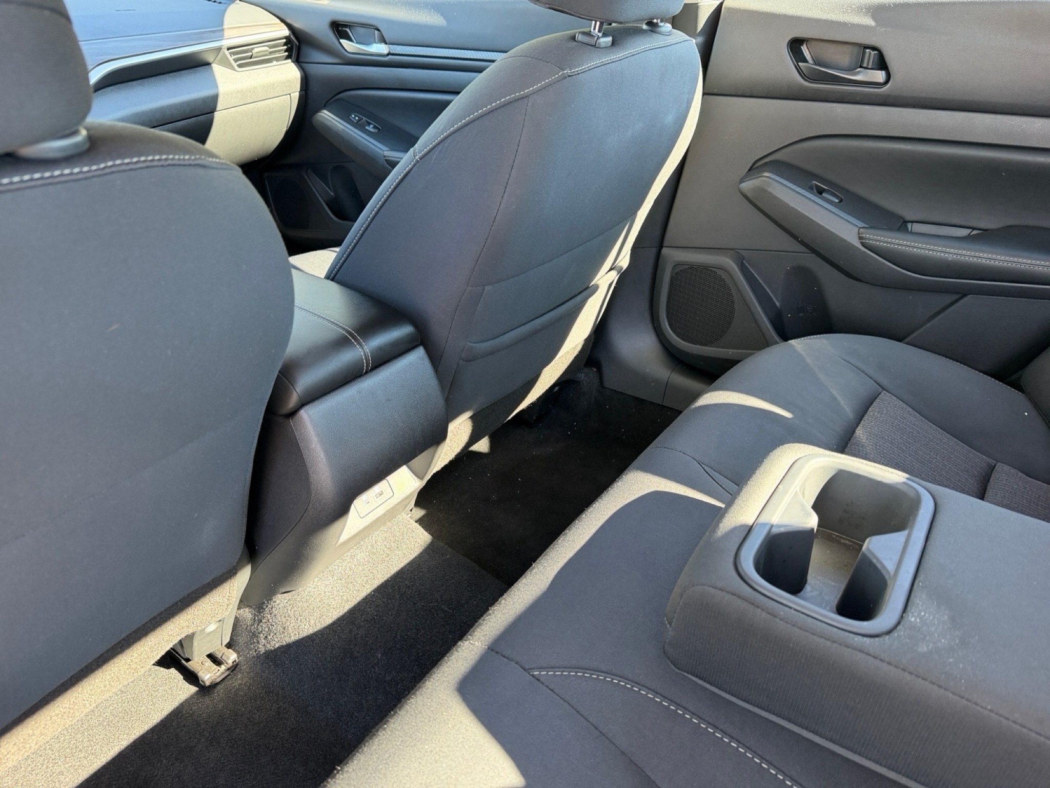 Used 2025 Super Black Nissan SV image 14