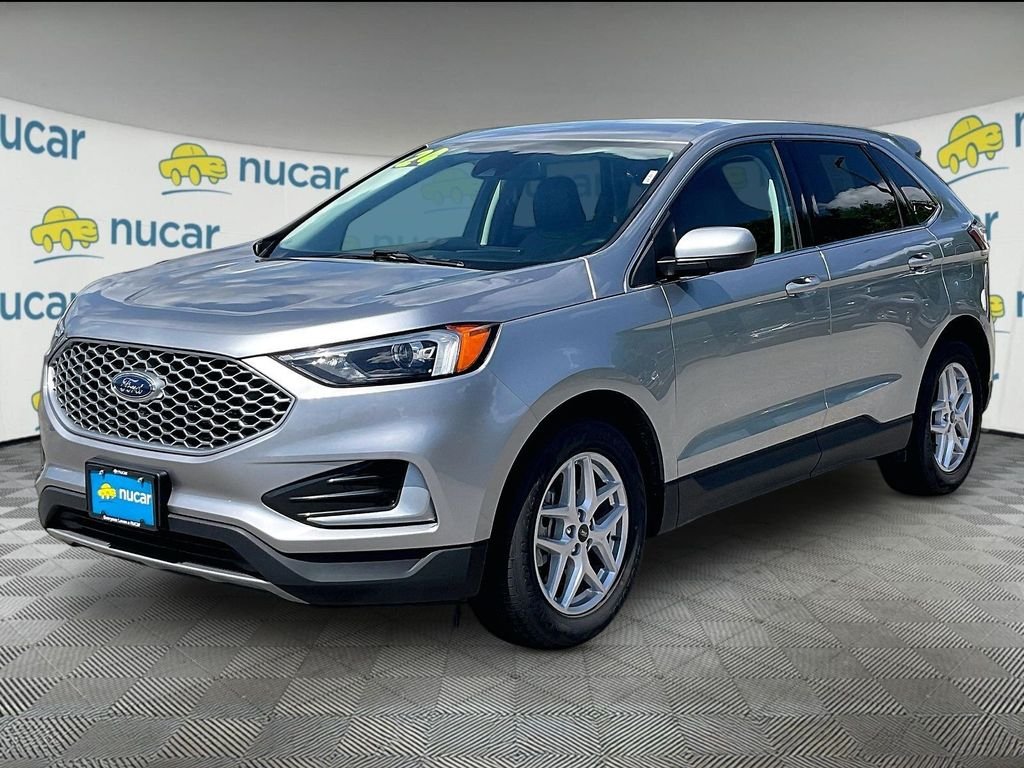 Used 2024 Iconic Silver Metallic Ford SEL image 3