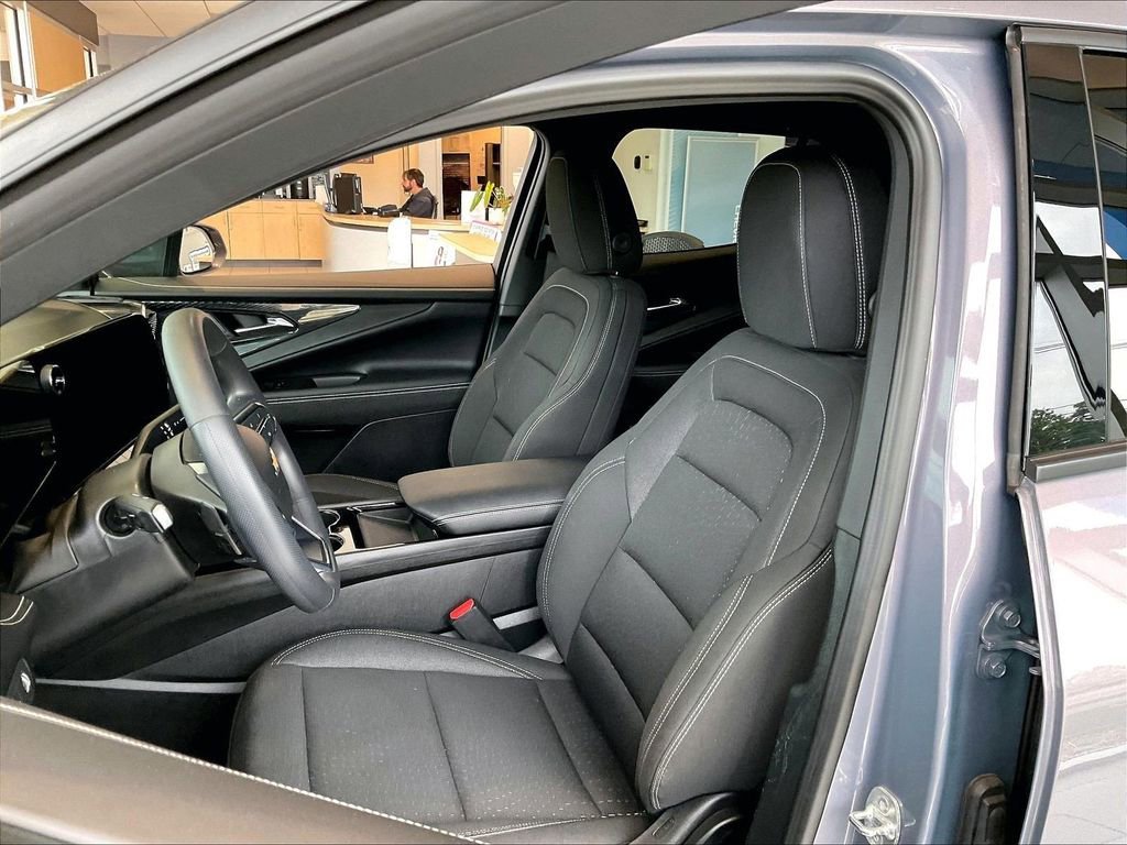 2025 Chevrolet Blazer EV LT - Photo 9