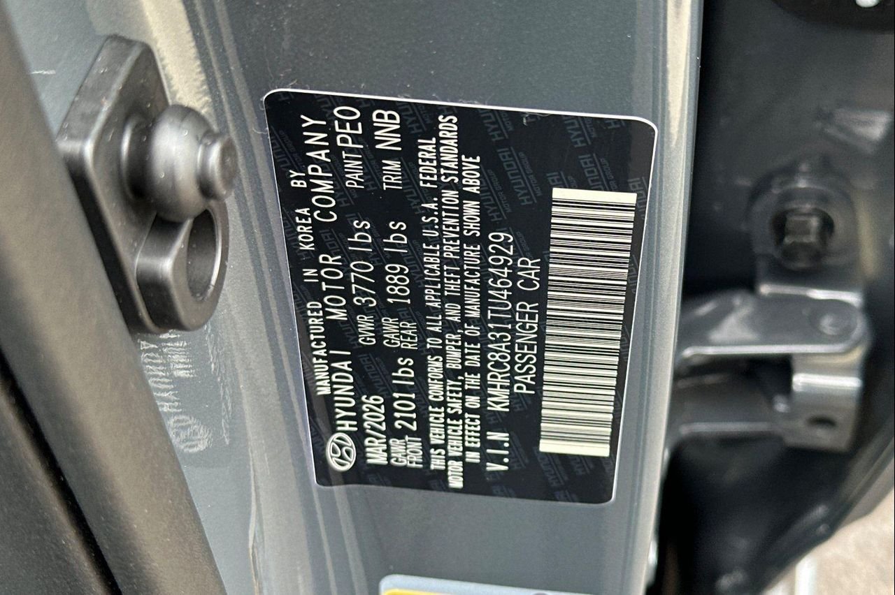 New 2026 Gray Hyundai SEL w/Two-Tone Roof image 25