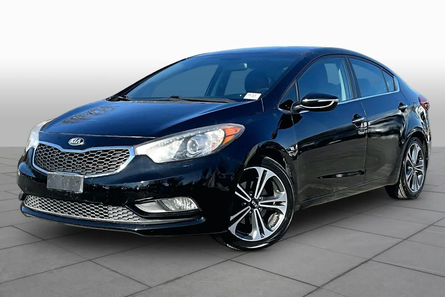 Used 2016 Aurora Black Pearl Kia EX image 2