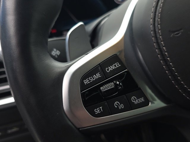 Used 2025 Gray BMW xDrive40i image 26