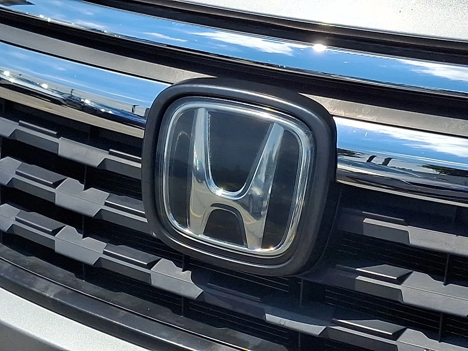 Used 2020 Silver Honda RTL image 30