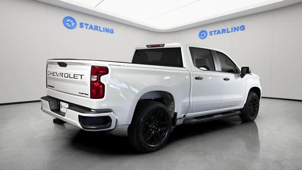 Used 2026 White Chevrolet Custom image 9