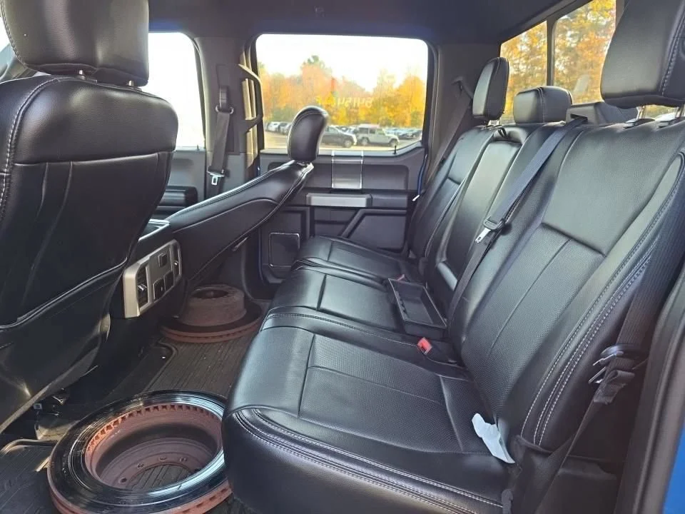 Used 2019 Blue Ford Lariat image 6