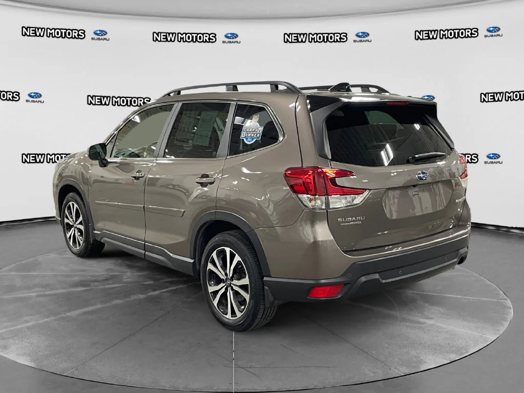 Used 2024 Brilliant Bronze Metallic Subaru Limited image 3
