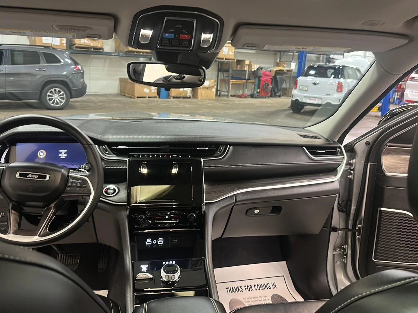 Used 2022 Silver Zynith Jeep Limited image 26