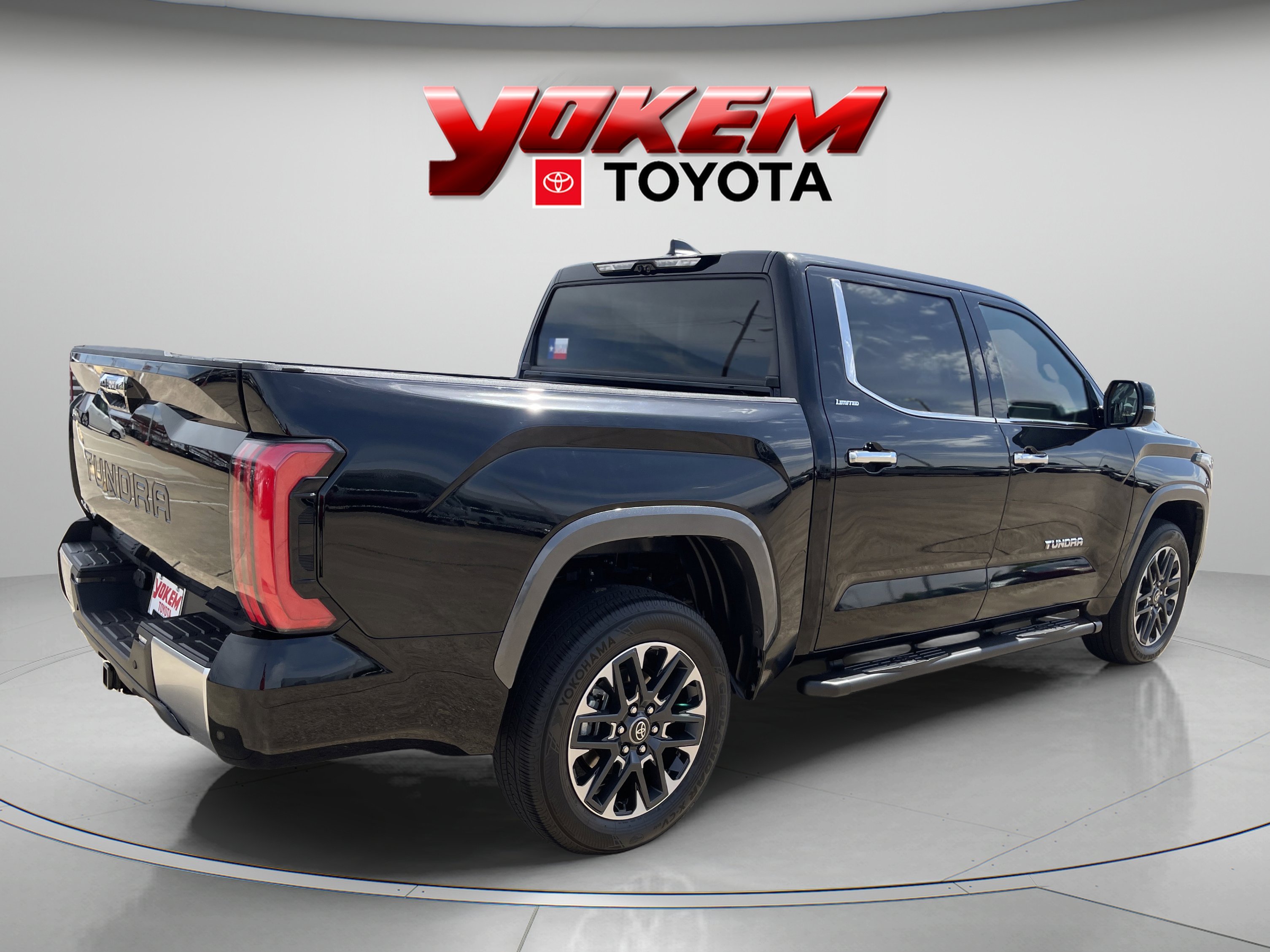 Used 2025 Midnight Black Metallic Toyota Limited image 5