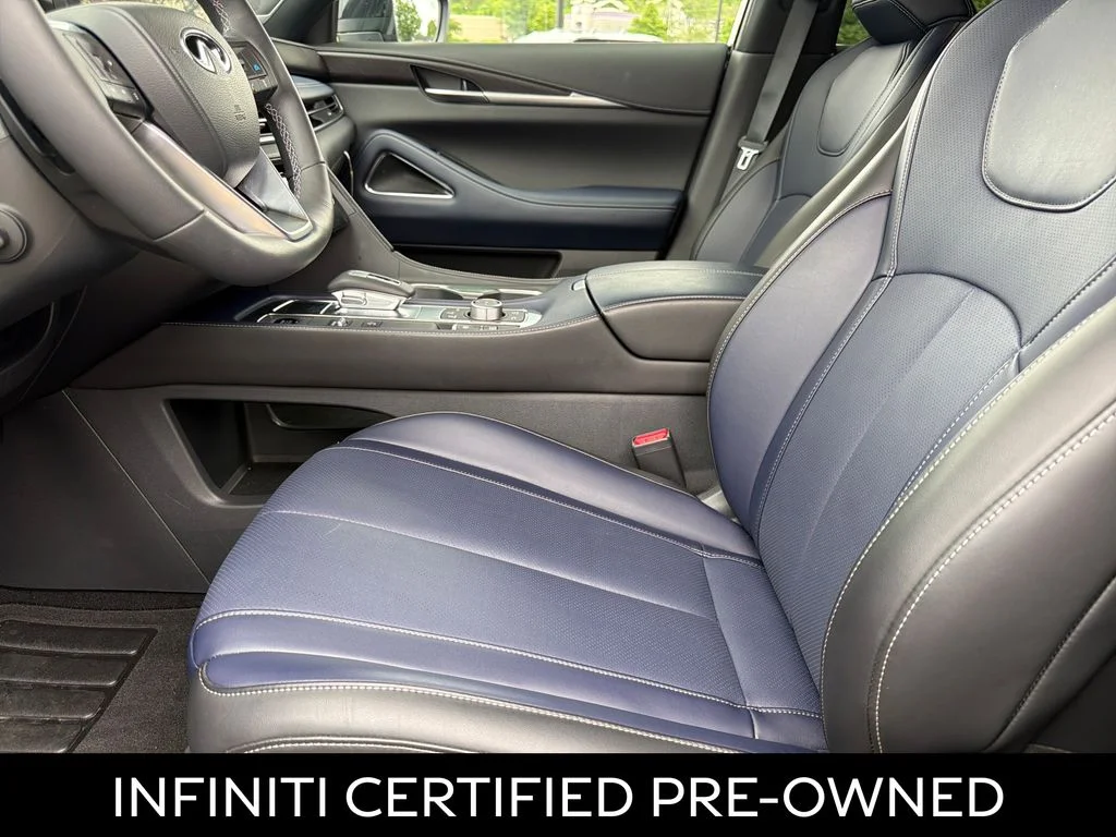 Certified Used 2026 Mineral Black INFINITI SPORT image 18