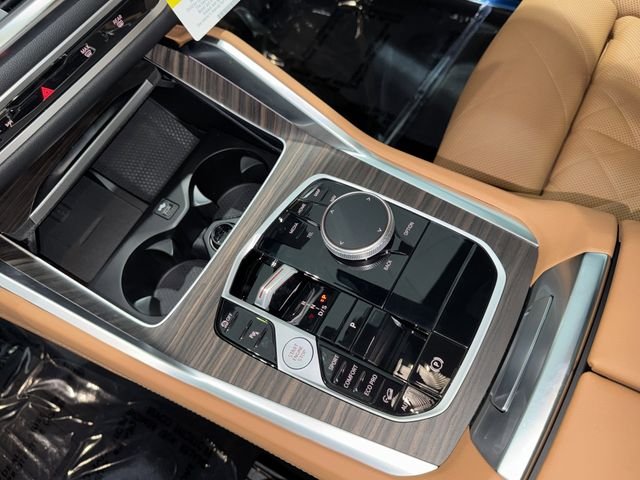 New 2027 Mineral White Metallic BMW xDrive40i image 20