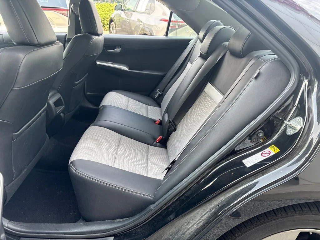 Used 2012 Black Toyota SE image 9