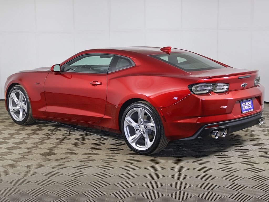 2023 Chevrolet Camaro LT1 - Photo 7