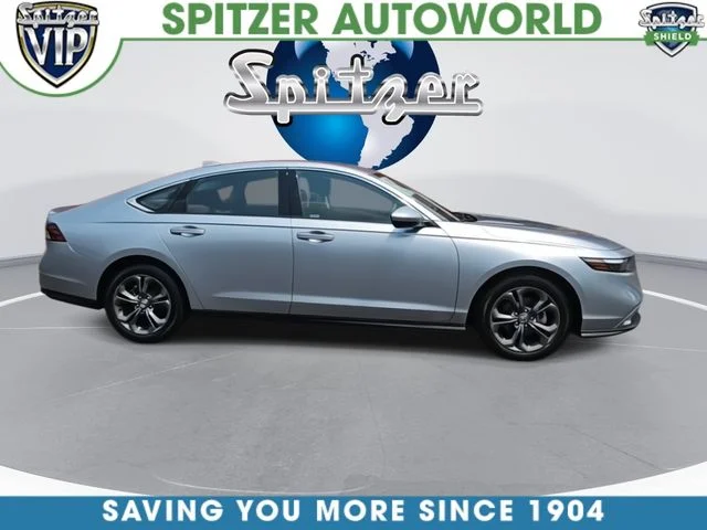 Used 2023 Silver Honda EX image 10