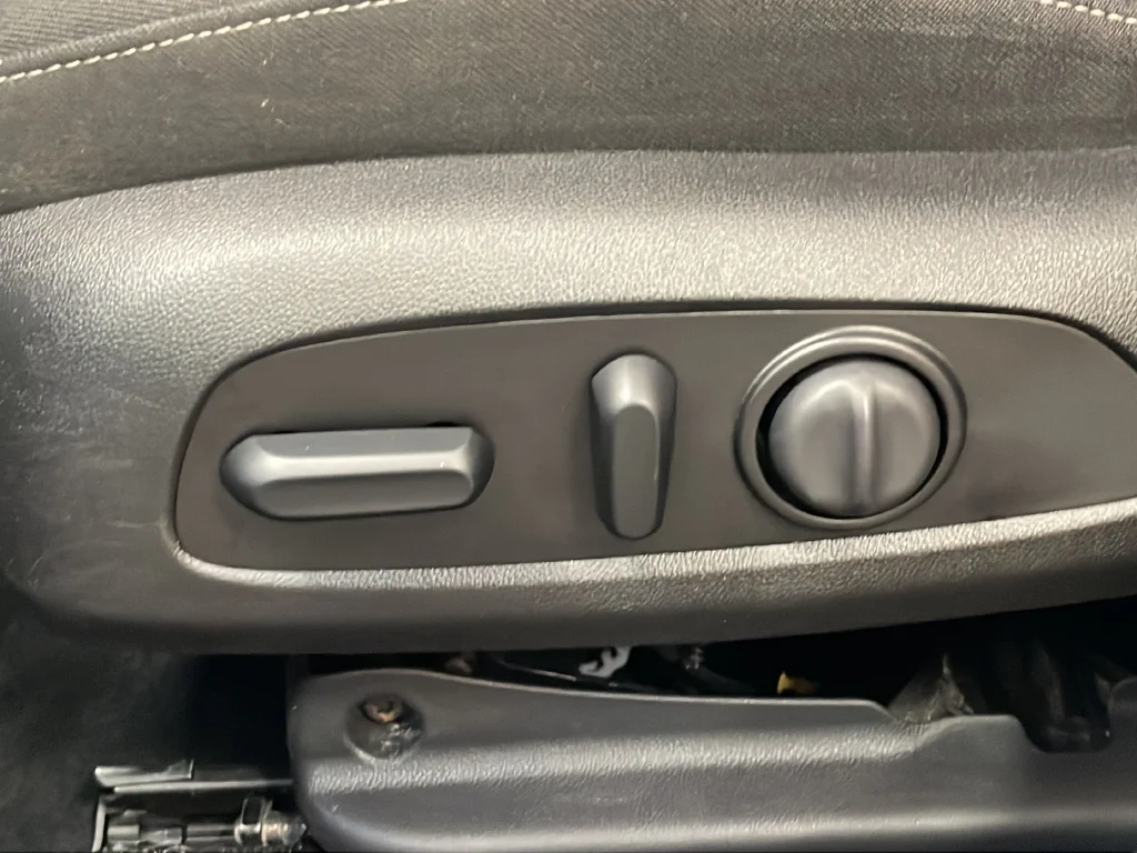 Used 2018 Black Buick Preferred image 19