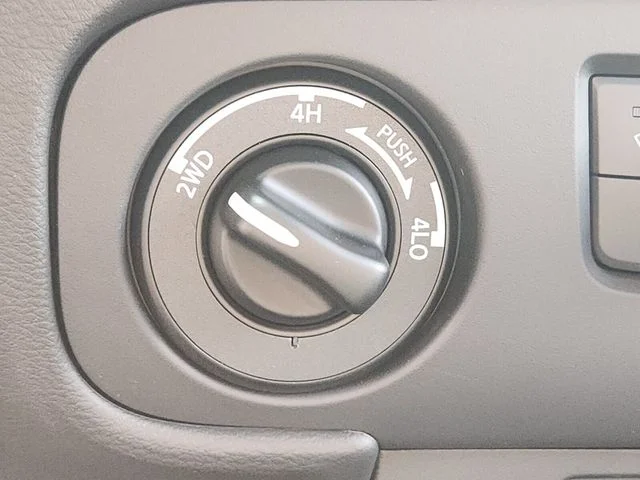 2026 Nissan Frontier SV - Photo 16